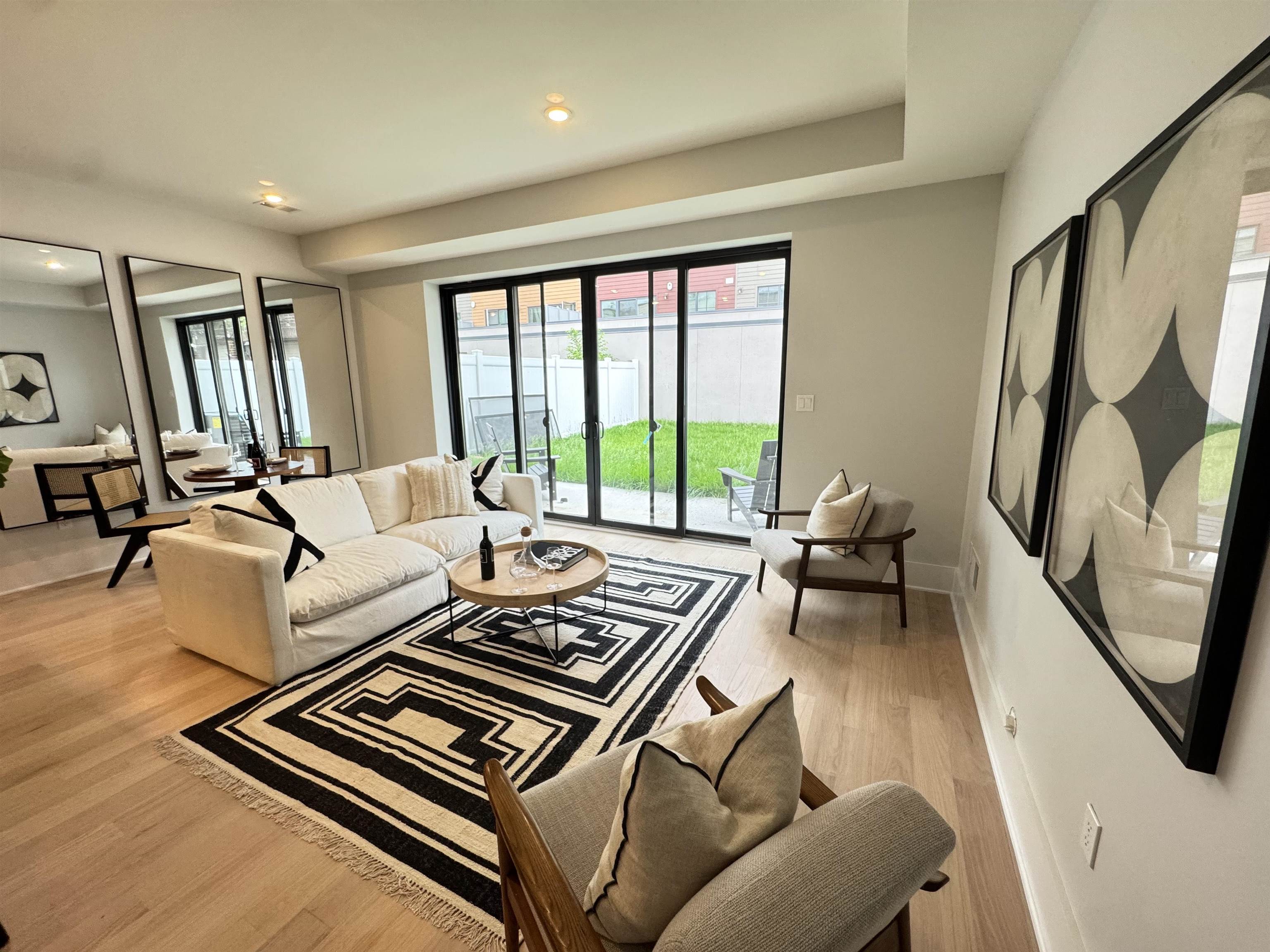 263 OGDEN AVE Unit: 1