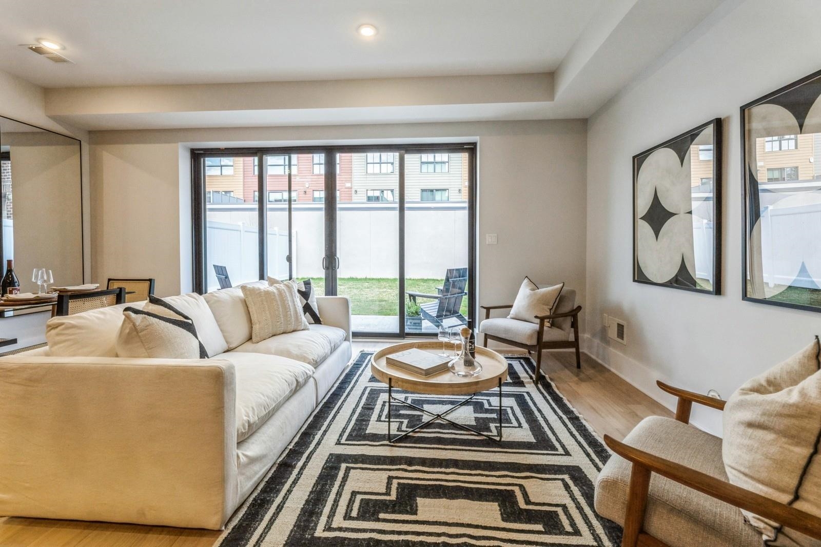 263 OGDEN AVE Unit: 1
