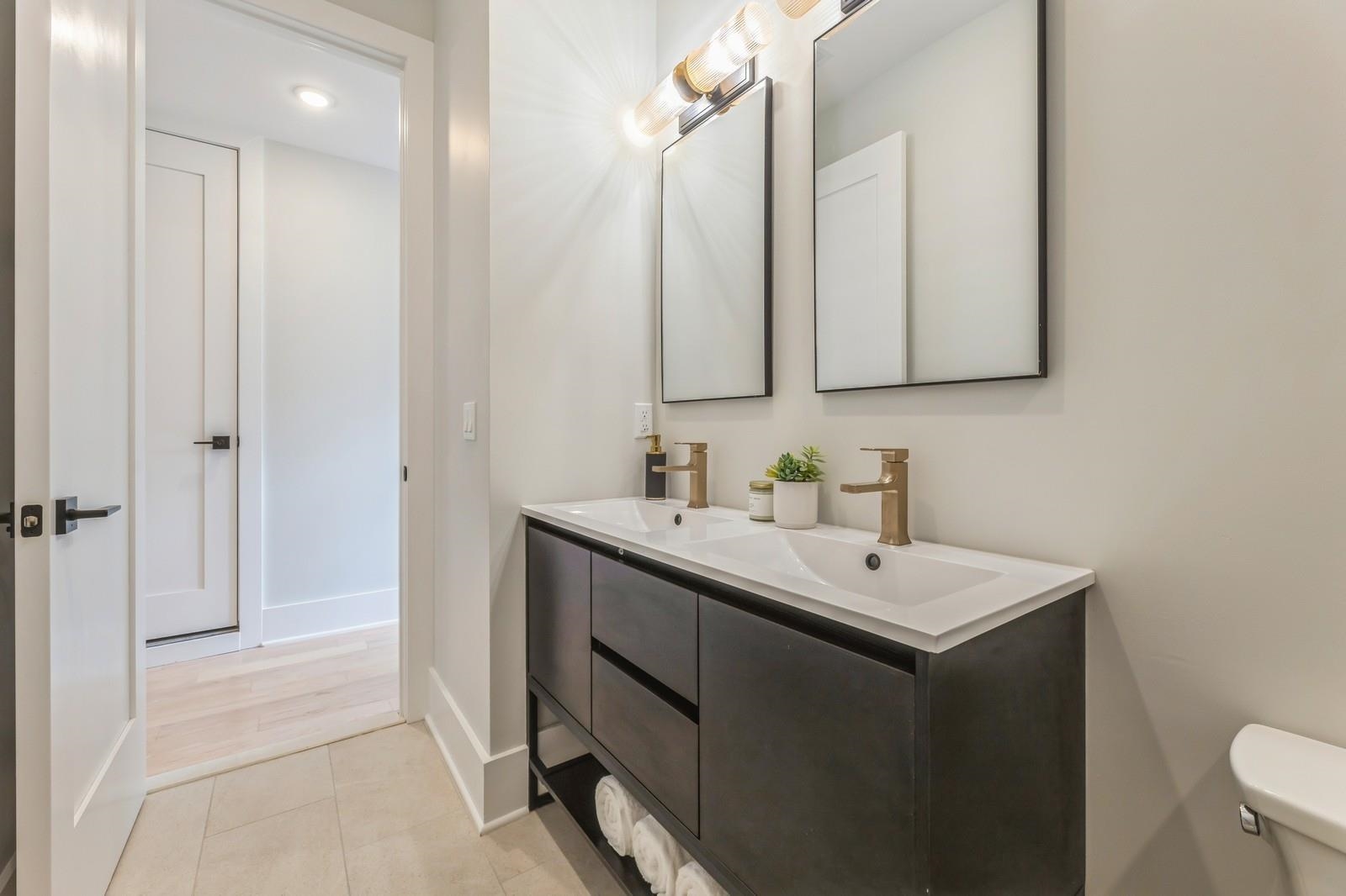 263 OGDEN AVE Unit: 1
