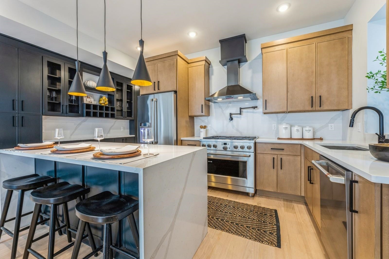 263 OGDEN AVE Unit: 1