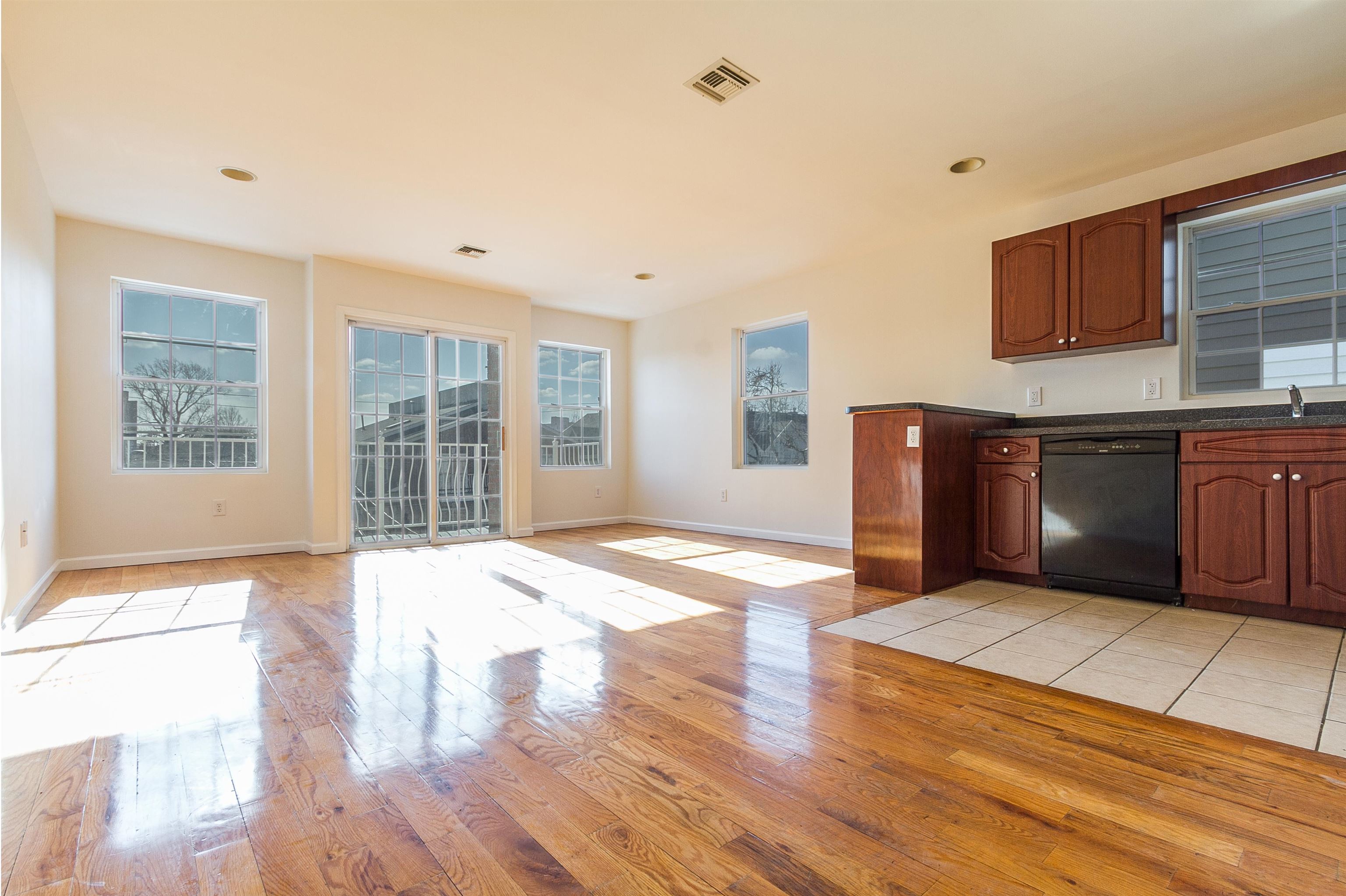 36 UNION ST