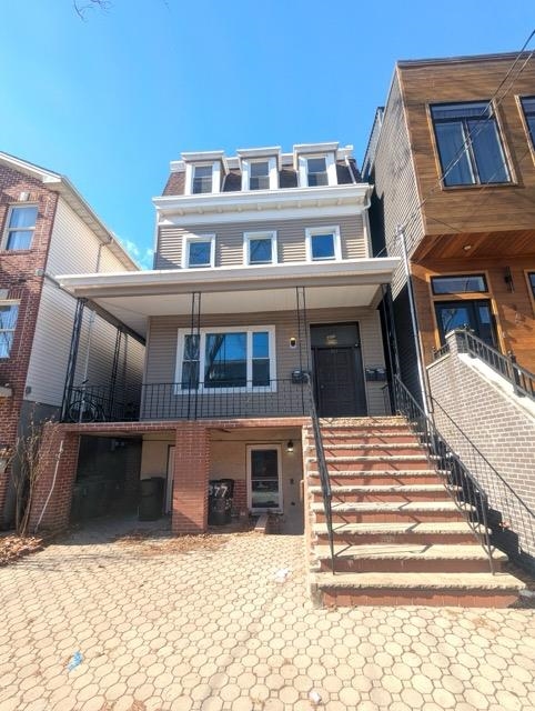 377 OGDEN AVE Unit: 1