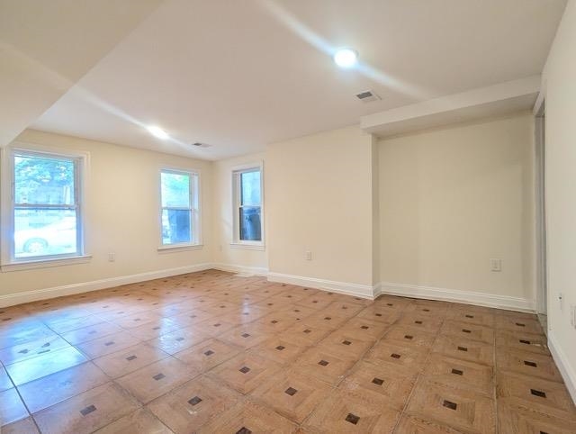 377 OGDEN AVE Unit: 1