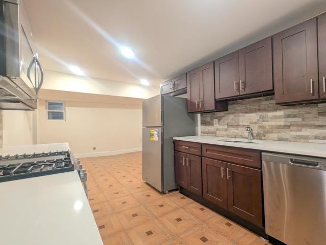 377 OGDEN AVE Unit: 1