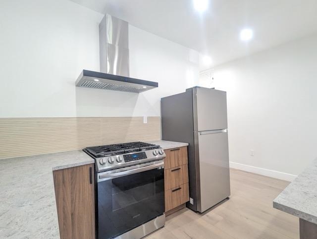 372 PALISADE AVE