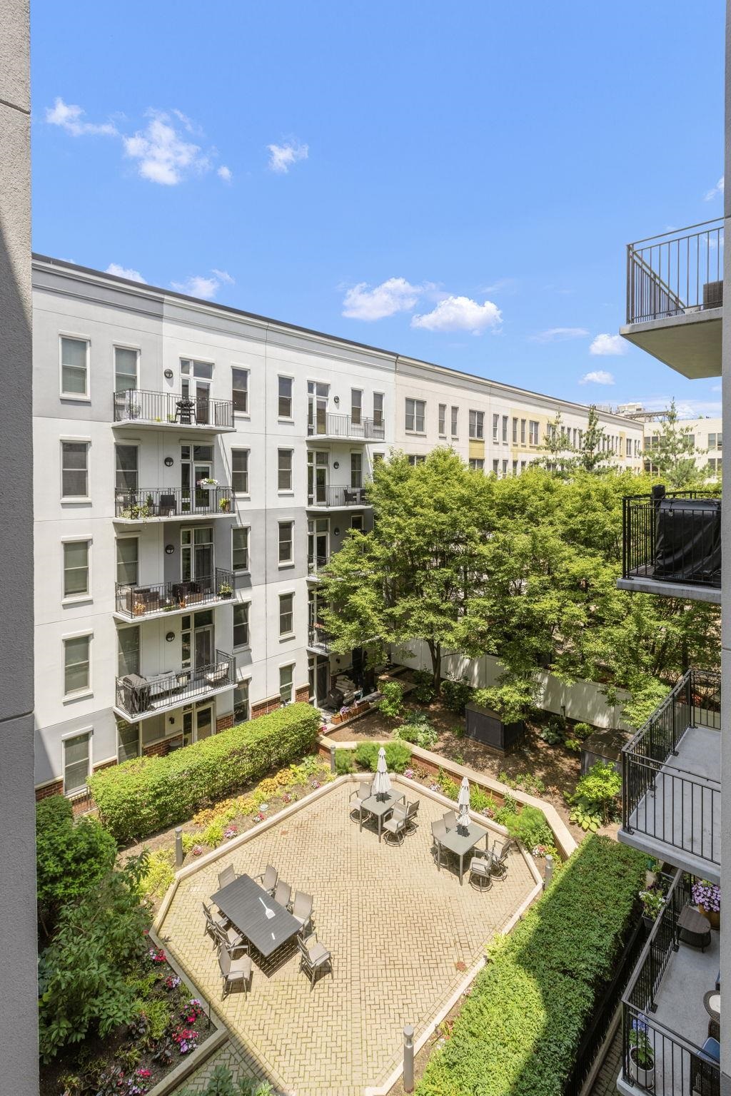 1100 ADAMS ST Unit: 501