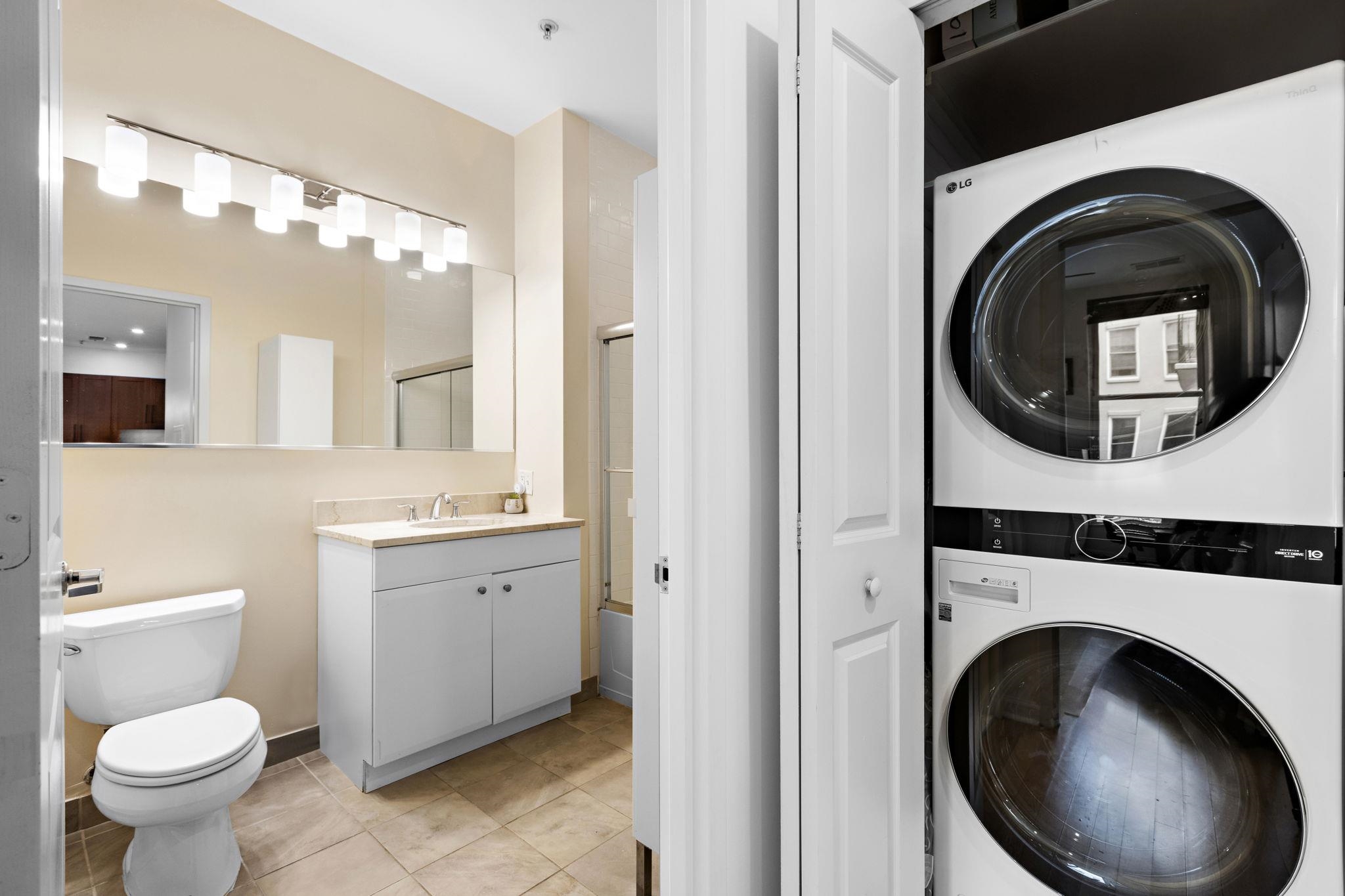 1100 ADAMS ST Unit: 501