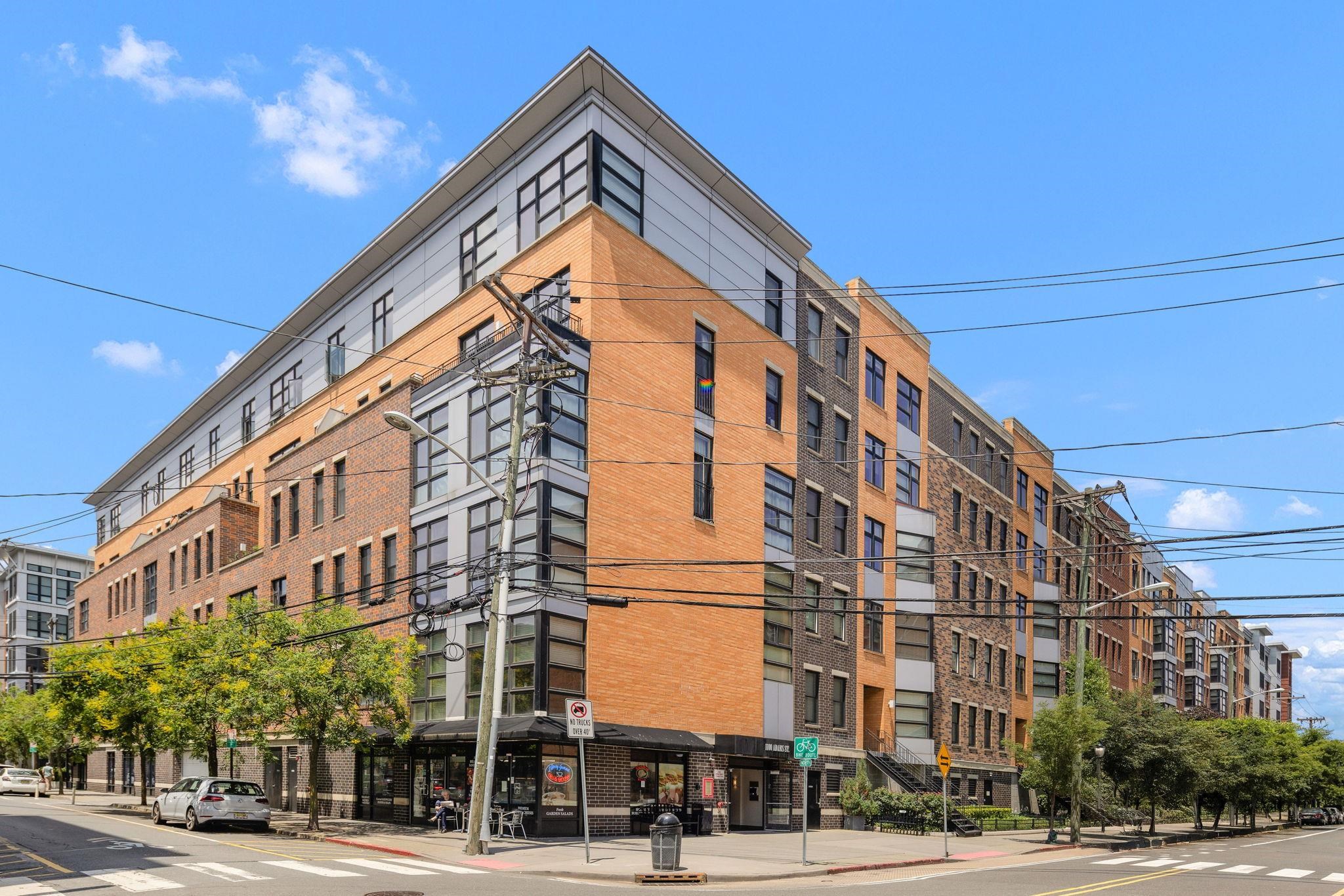 1100 ADAMS ST Unit: 501