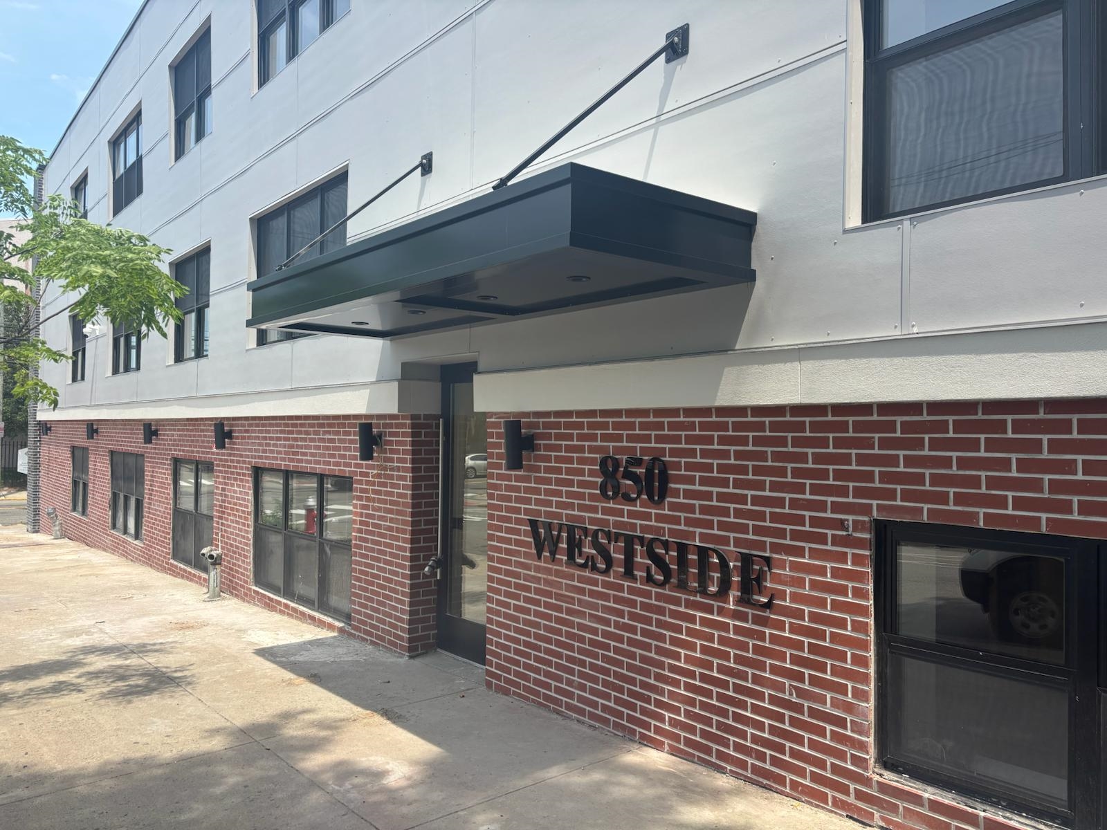 850 WEST SIDE AVE Unit: 9