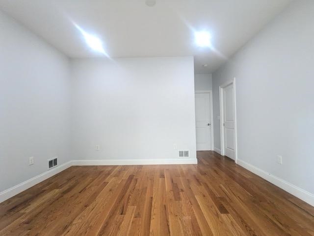 359 OGDEN AVE Unit: 1