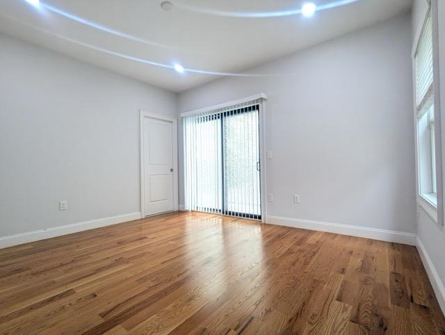 359 OGDEN AVE Unit: 1