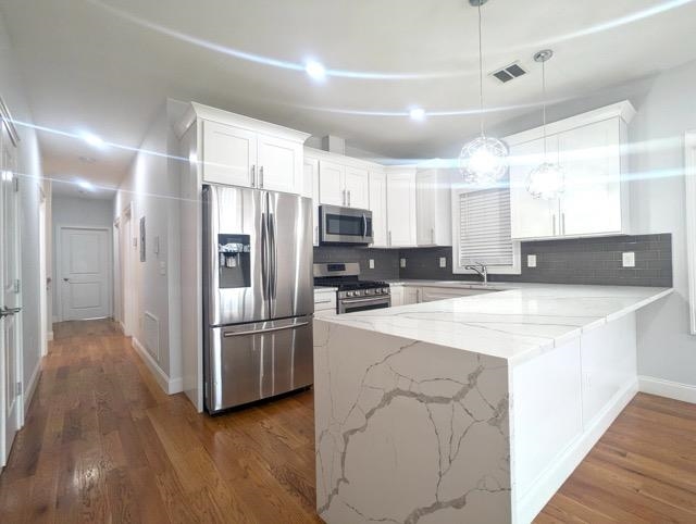 359 OGDEN AVE Unit: 1