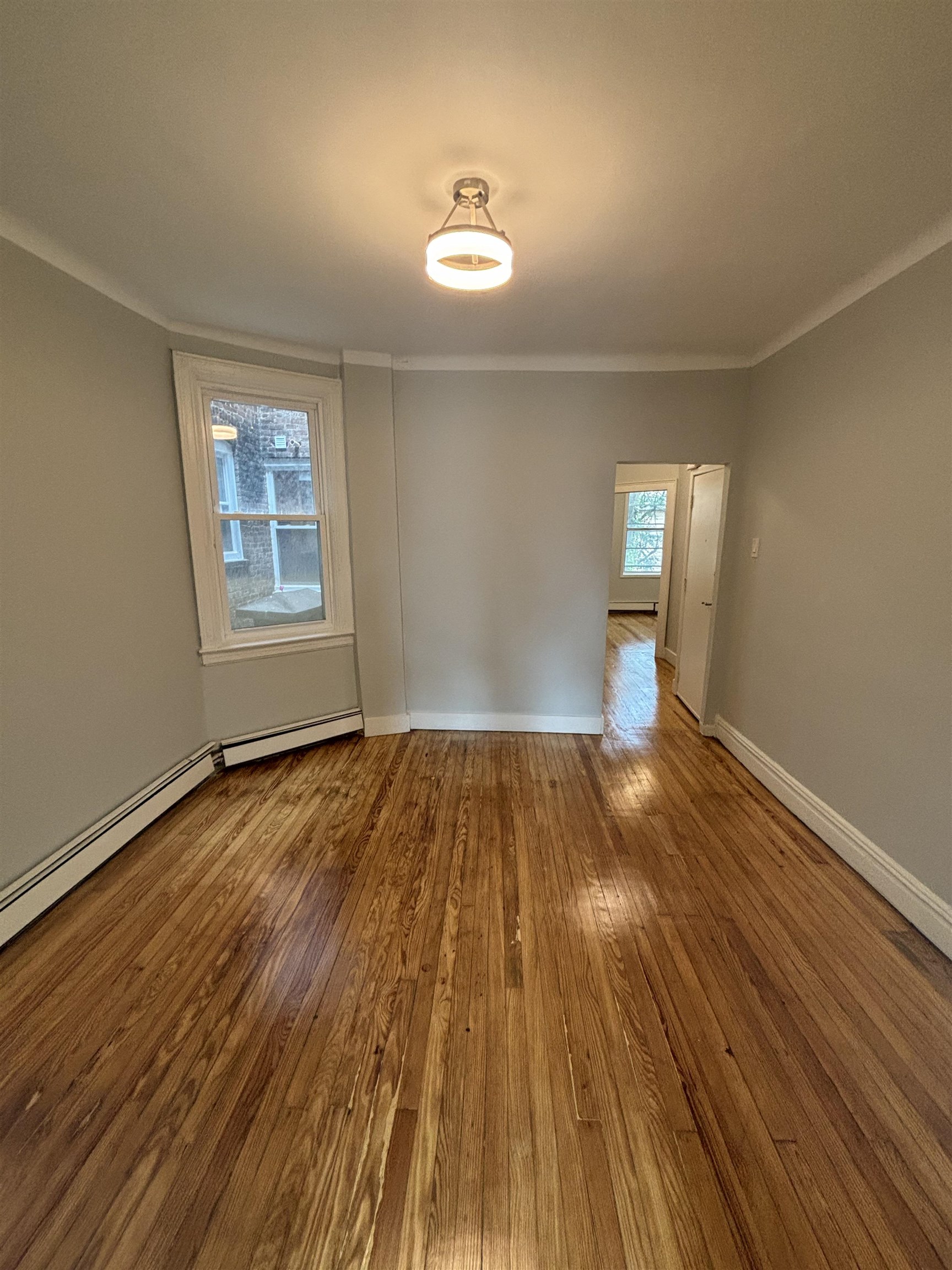 567 WEST SIDE AVE Unit: 2