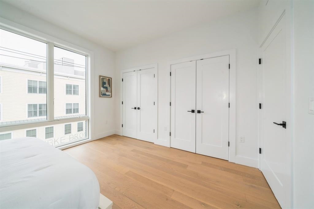 160 BRUNSWICK ST Unit: 403