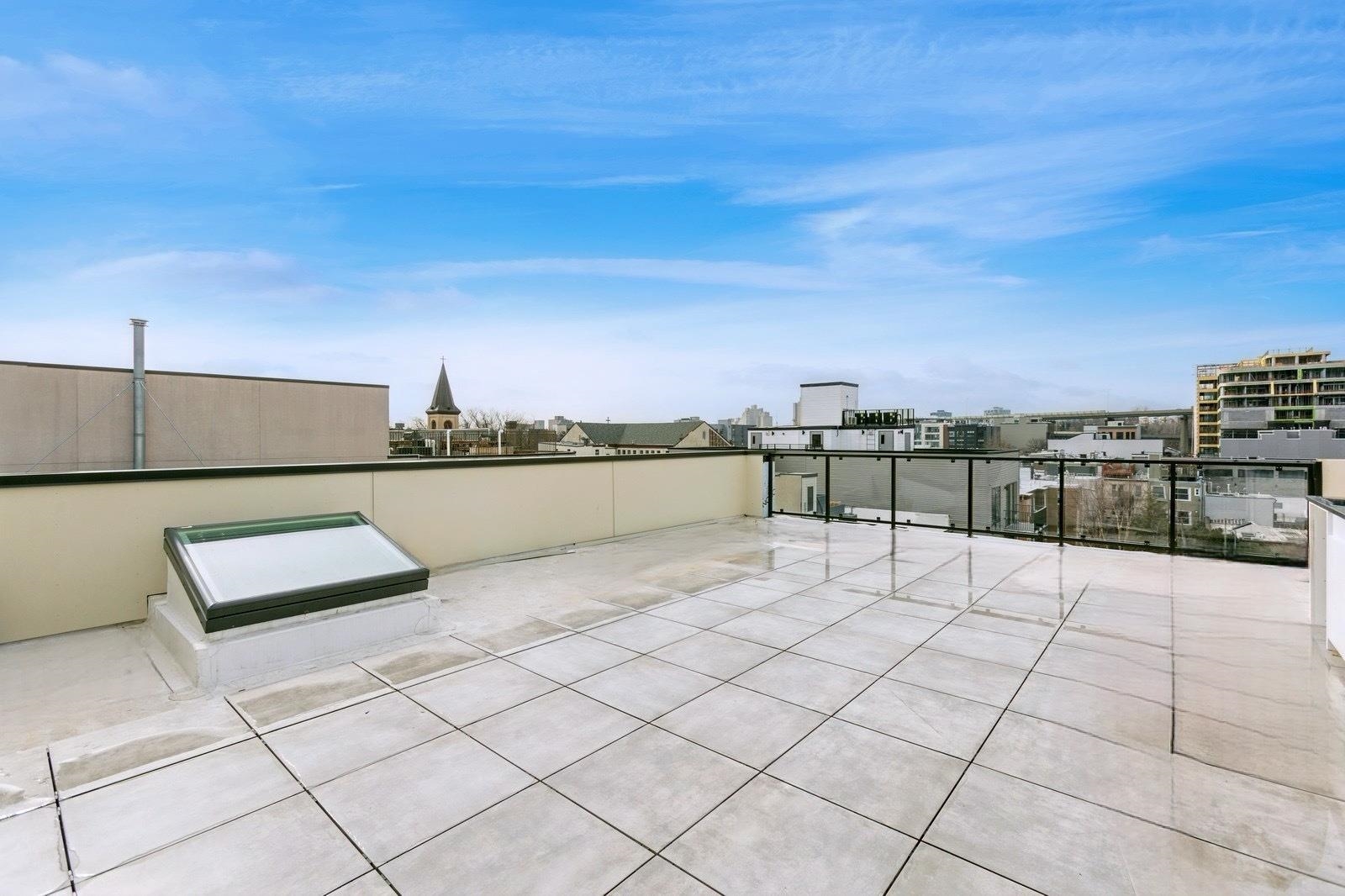 477 MONMOUTH ST Unit: 3