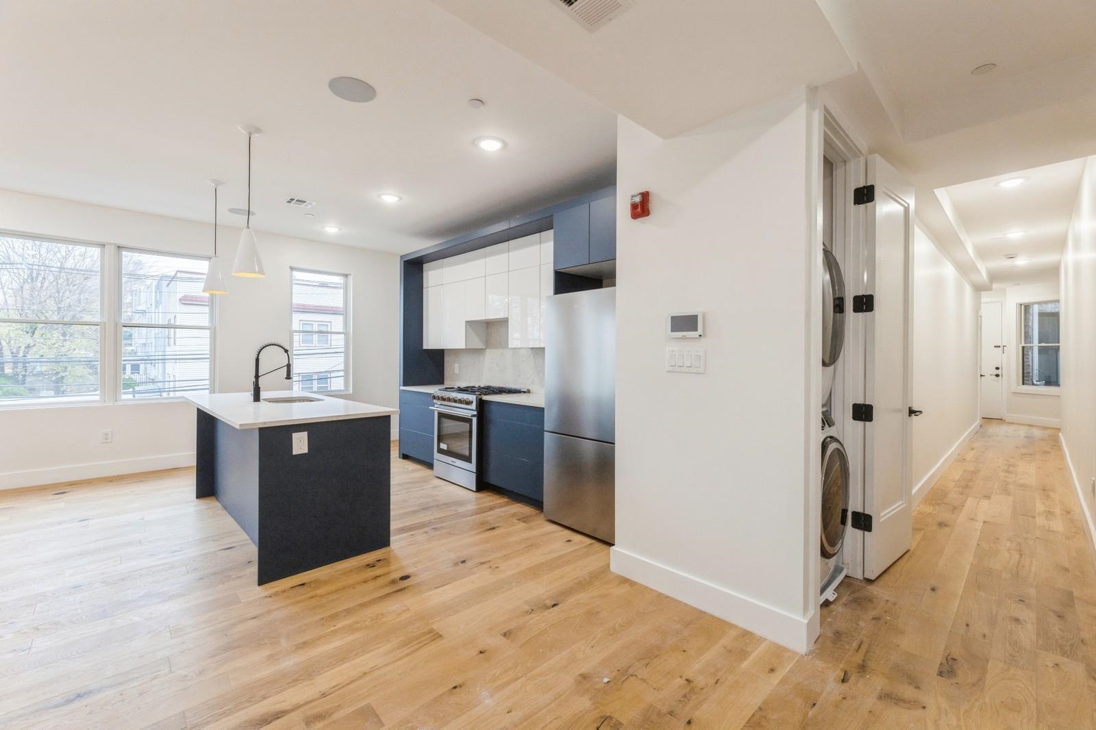259 LIBERTY AVE Unit: 3