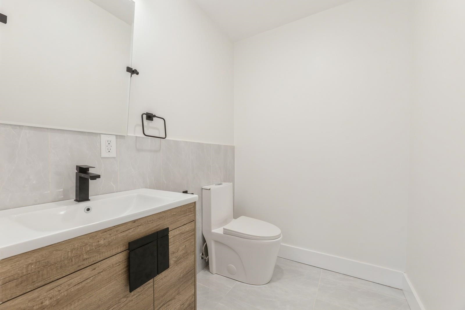 259 LIBERTY AVE Unit: 3