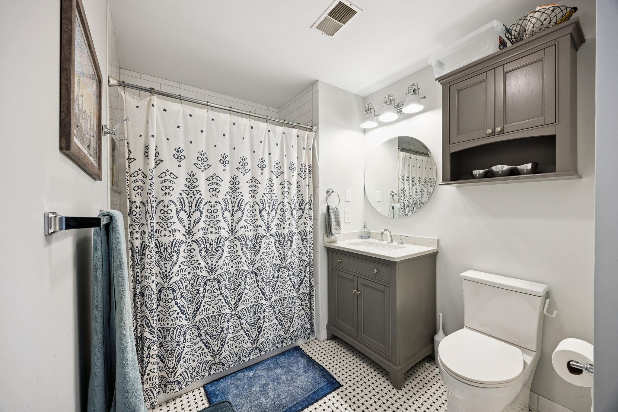 904 JEFFERSON ST Unit: 6G