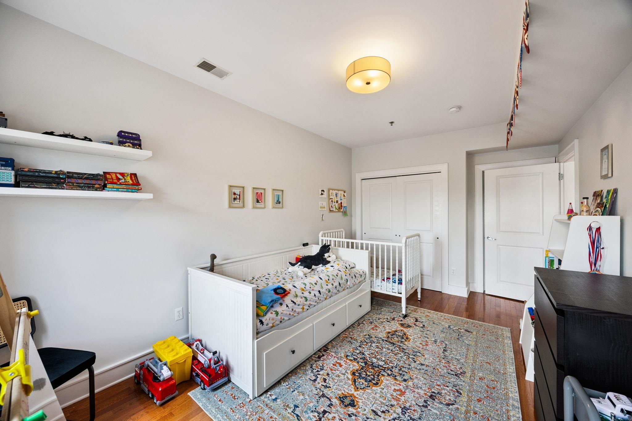 904 JEFFERSON ST Unit: 6G