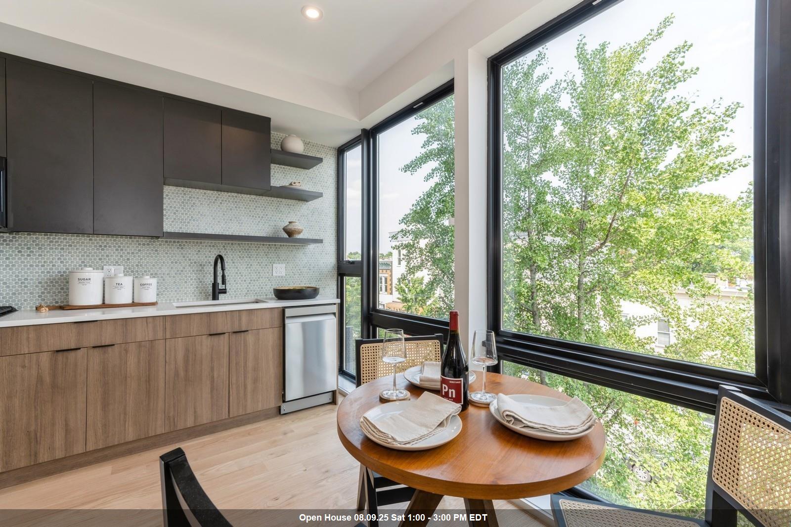 433 CENTRAL AVE Unit: 3B