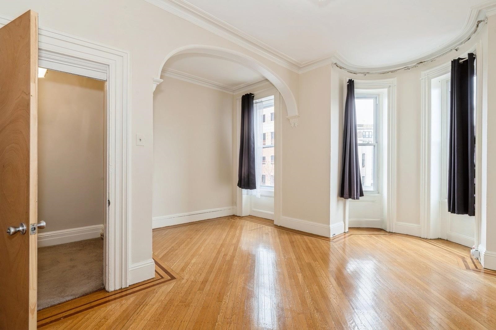 701 BERGEN AVE