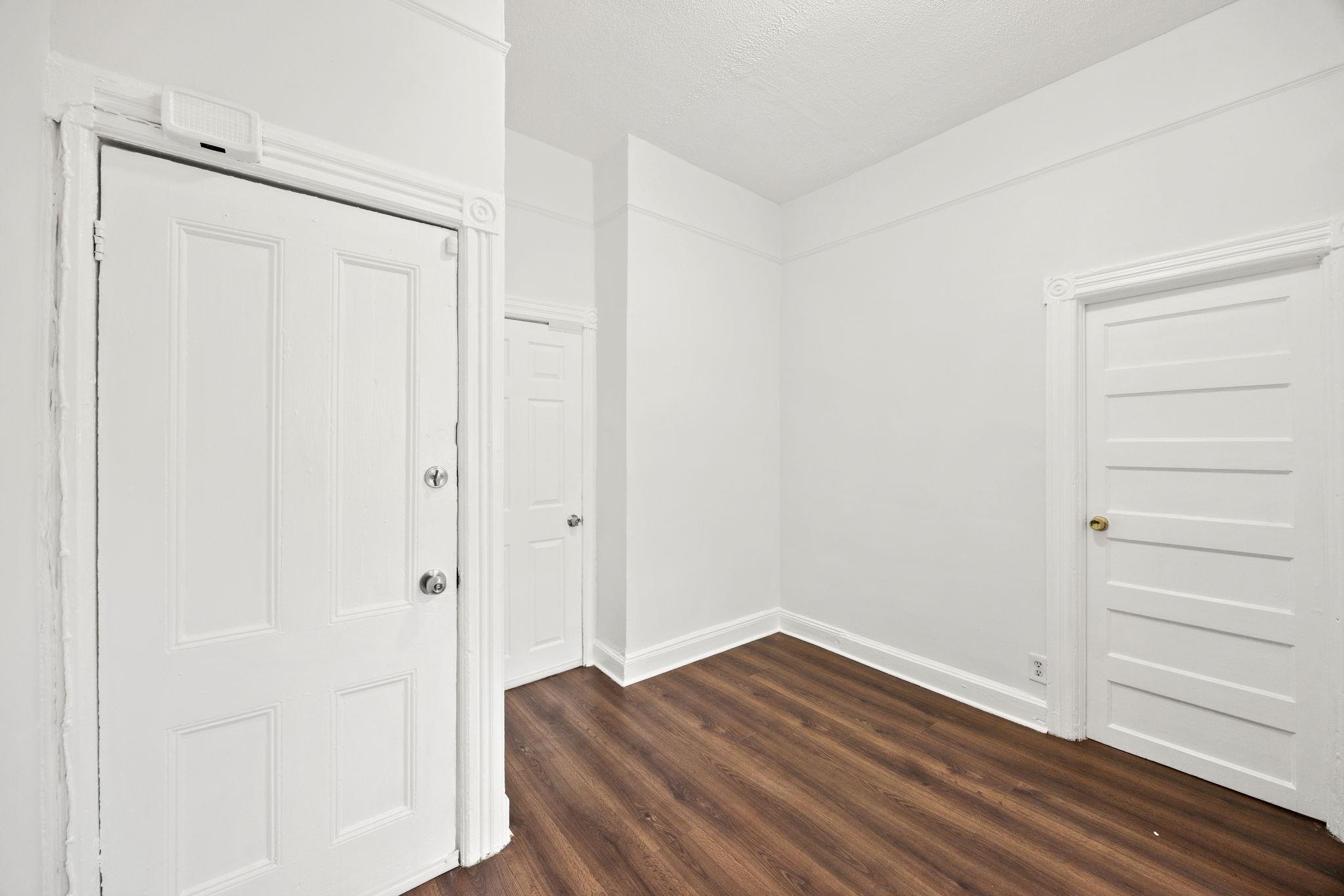 42 CLERK ST