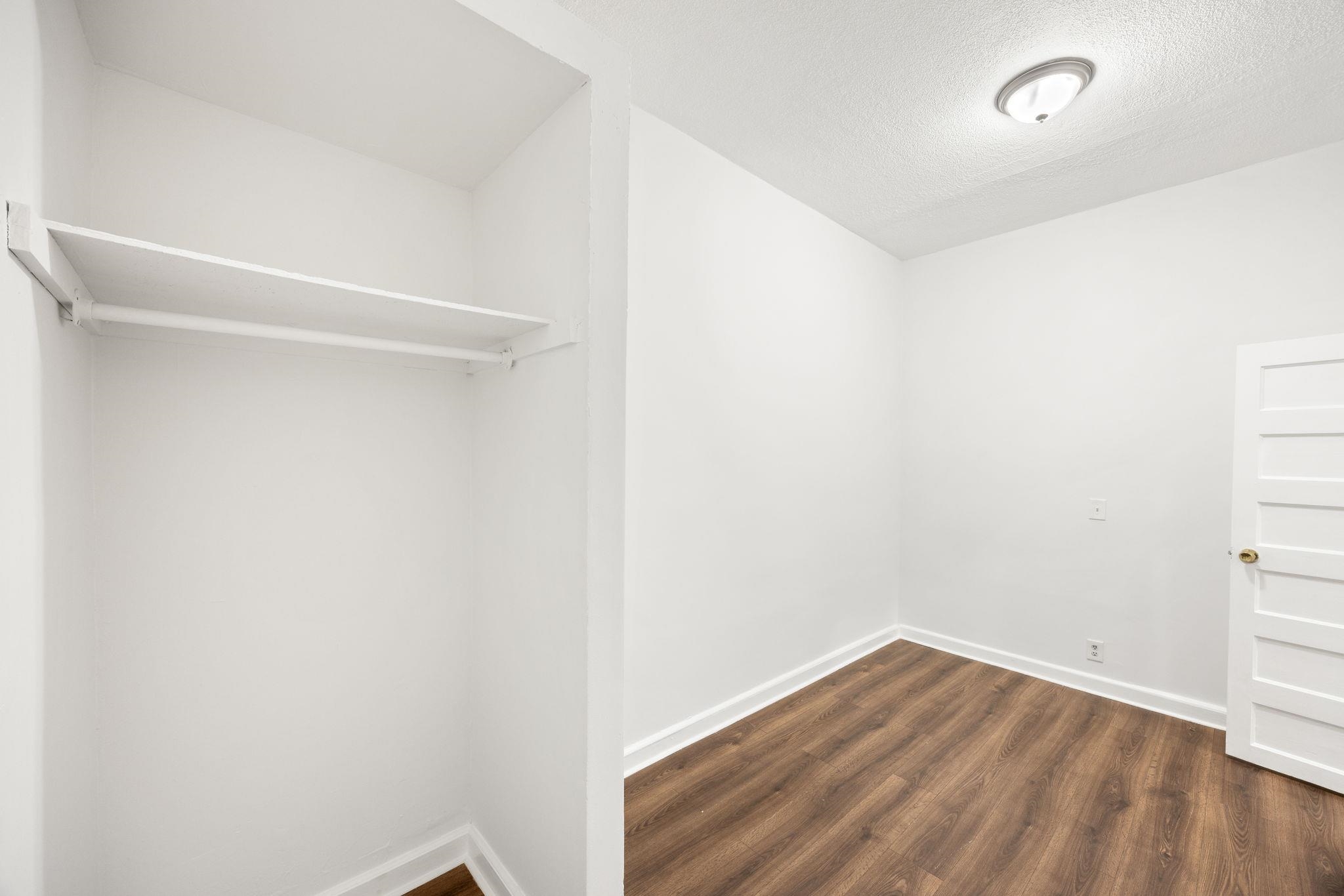 42 CLERK ST