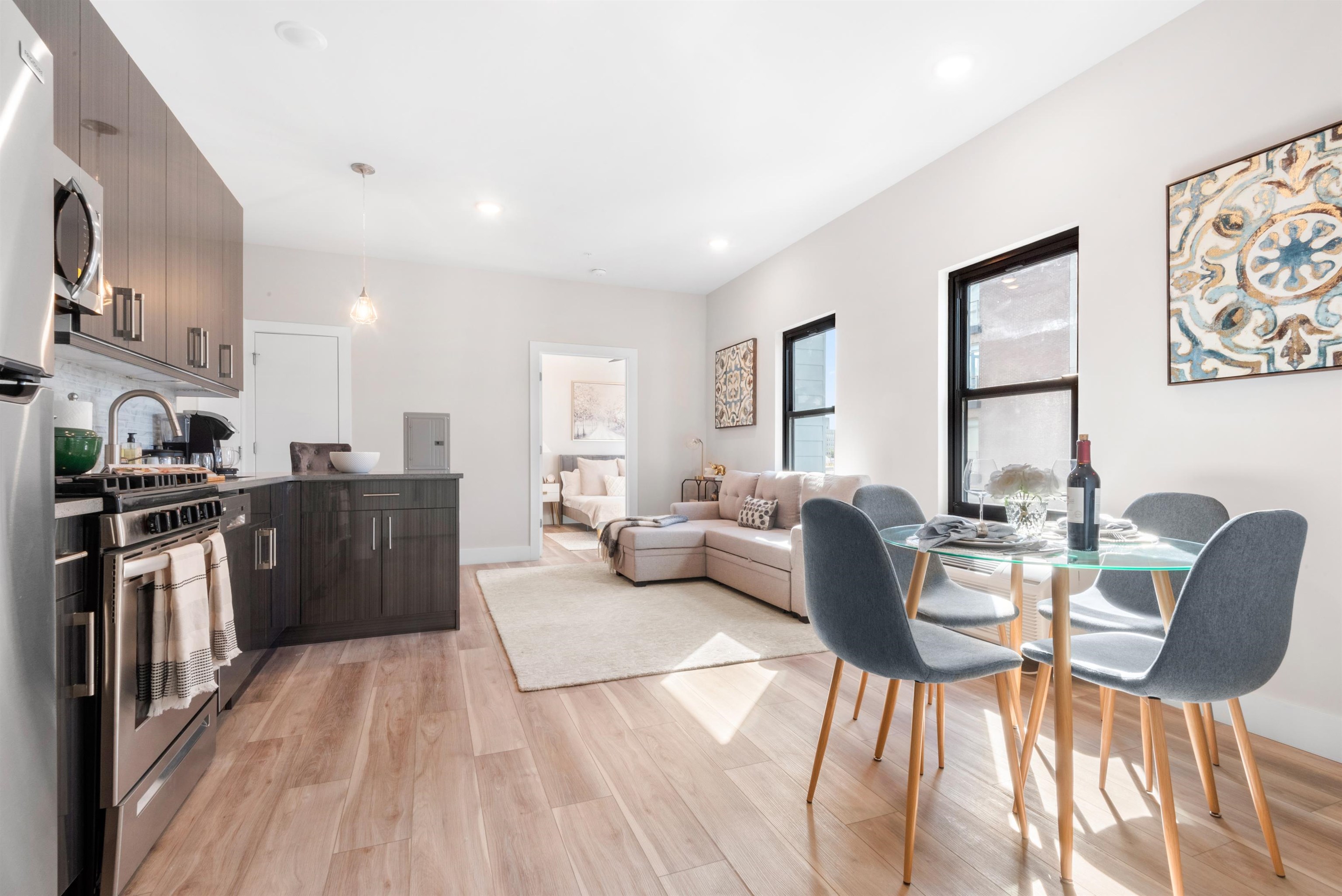 89 JORDAN AVE Unit: 404