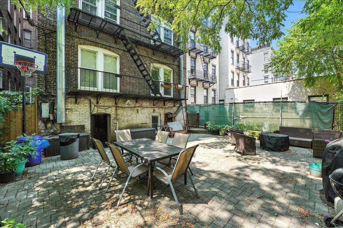 723 WILLOW AVE Unit: 3R