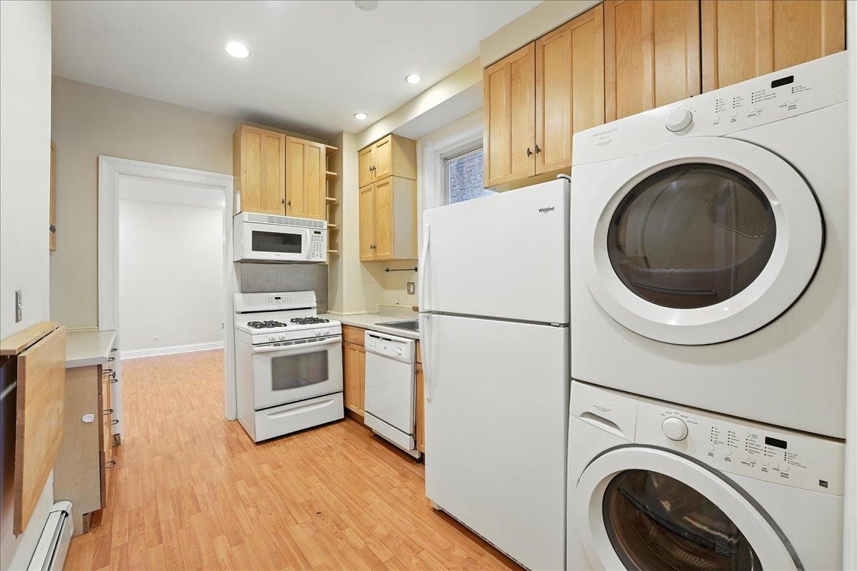 723 WILLOW AVE Unit: 3R