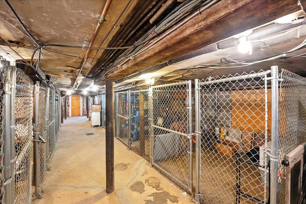 723 WILLOW AVE Unit: 3R