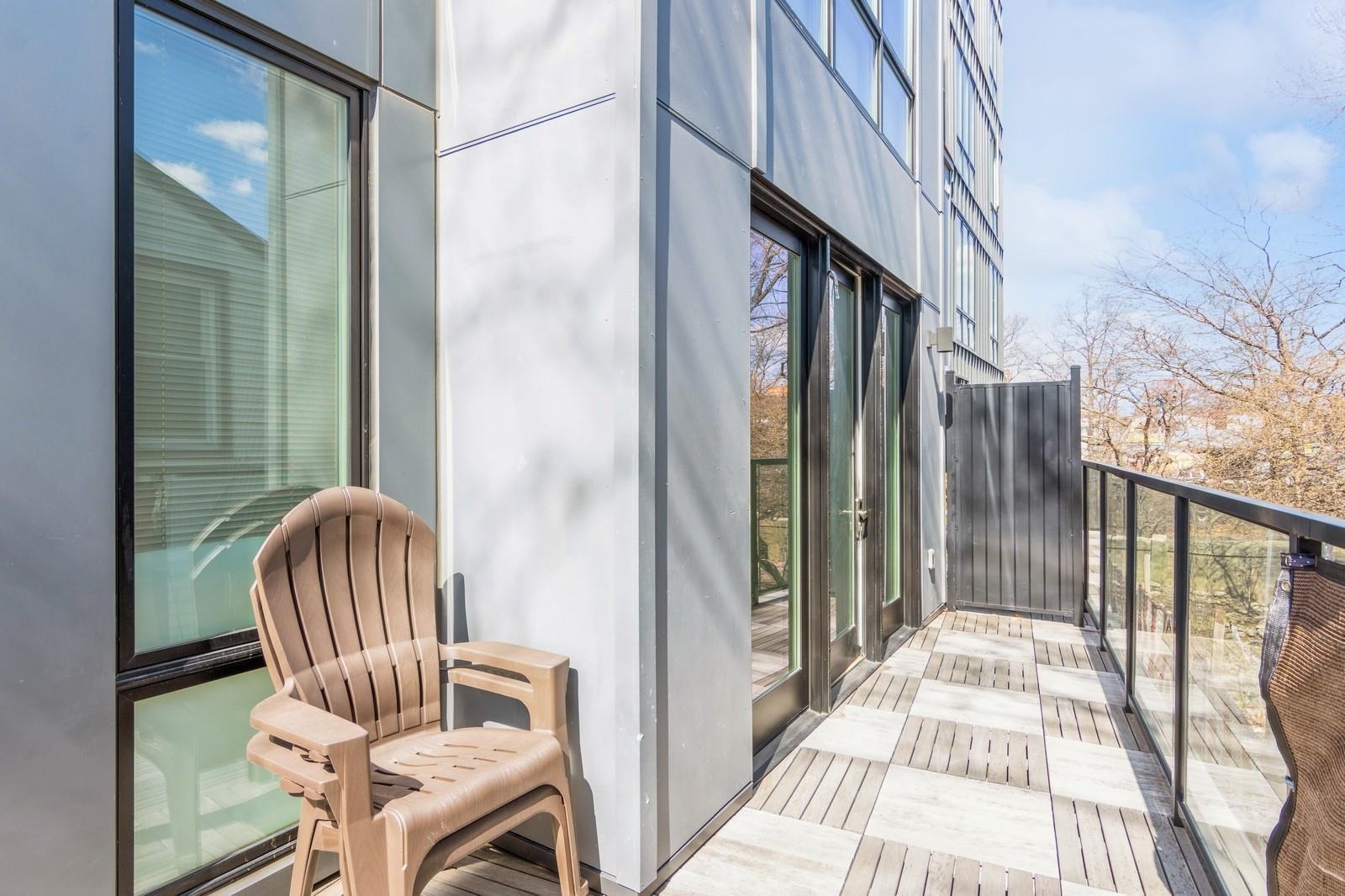 348 BALDWIN AVE Unit: 209