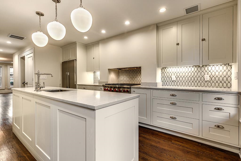 5 HAMPTON CT TERRACE