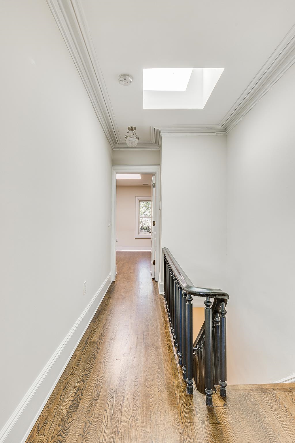 5 HAMPTON CT TERRACE