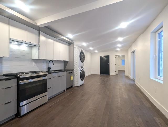 195 BAY ST Unit: 1