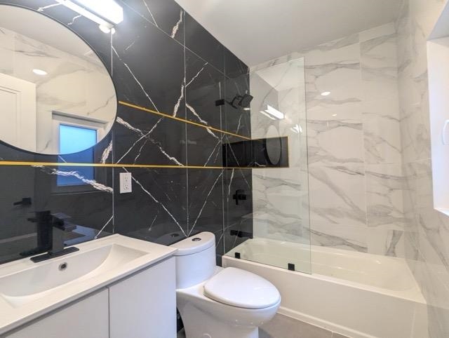 195 BAY ST Unit: 1