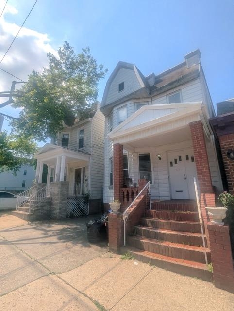 157 GLENWOOD AVE Unit: 1