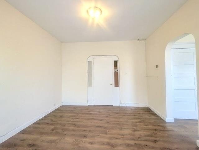 157 GLENWOOD AVE Unit: 2