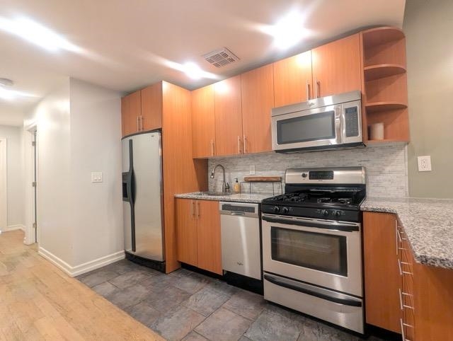 128 BRIGHT ST Unit: 1A