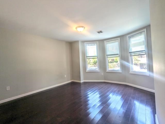 133 PROSPECT ST Unit: 2R