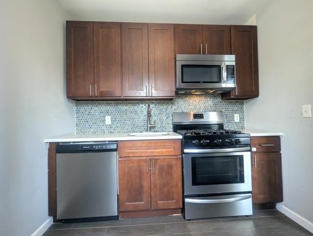 133 PROSPECT ST Unit: 2R