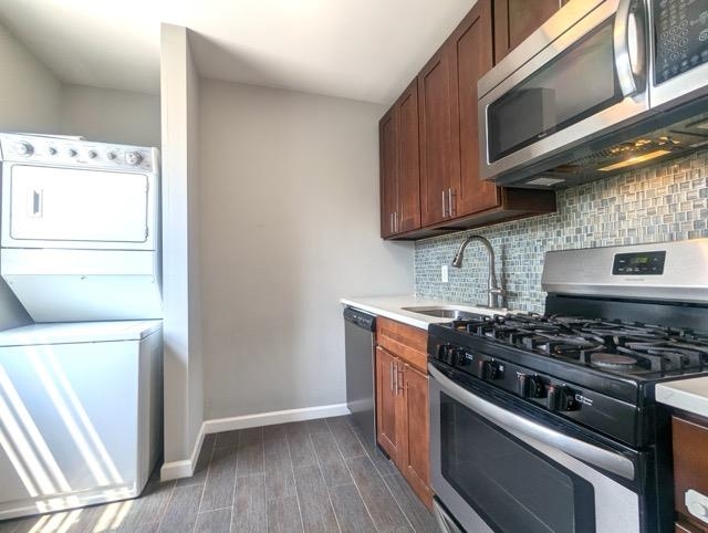 133 PROSPECT ST Unit: 2R