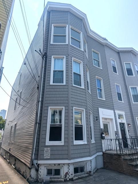 133 PROSPECT ST Unit: 2R