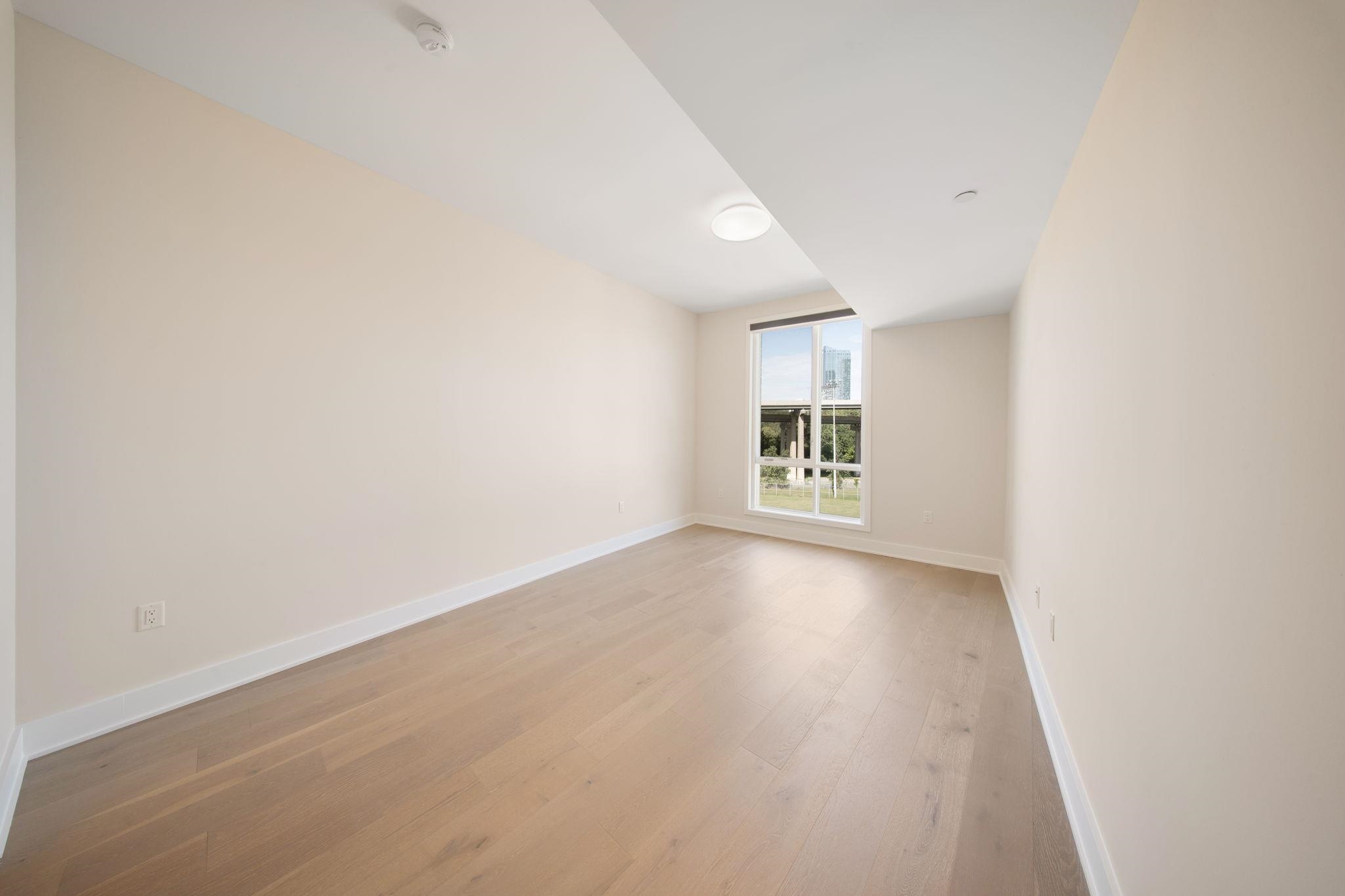 202 MERSELES ST Unit: 504