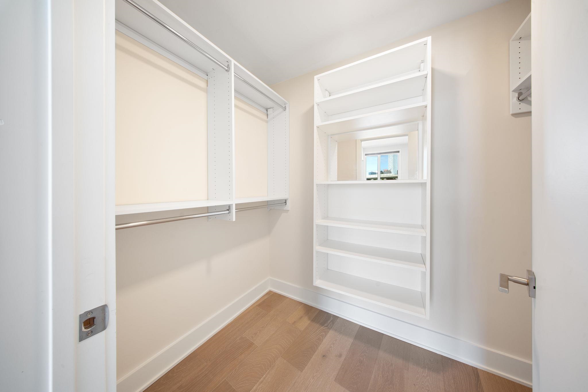 202 MERSELES ST Unit: 504