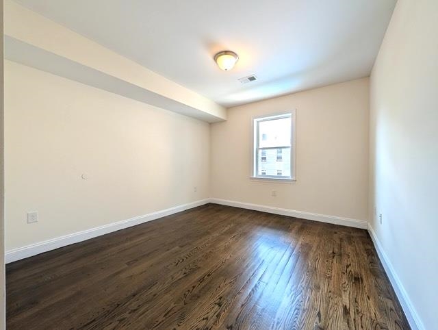 377 OGDEN AVE Unit: 3