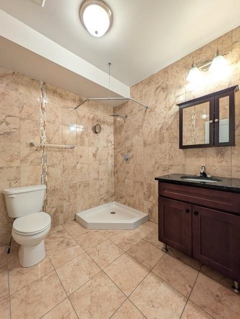 377 OGDEN AVE Unit: 3