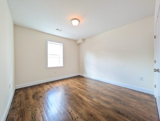 377 OGDEN AVE Unit: 3