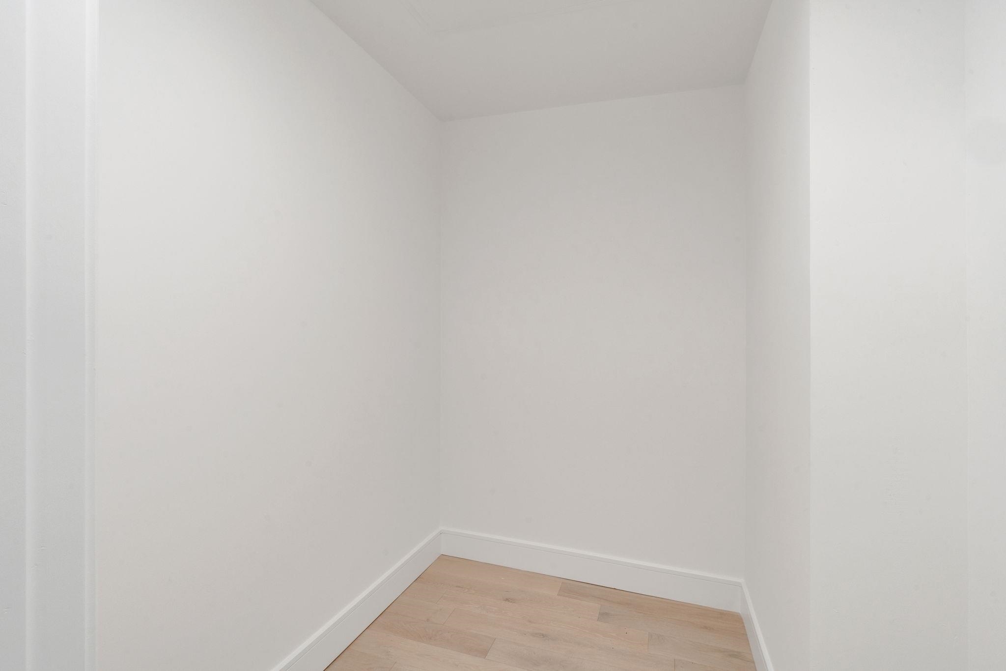 139 CHRISTOPHER COLUMBUS DR Unit: 601