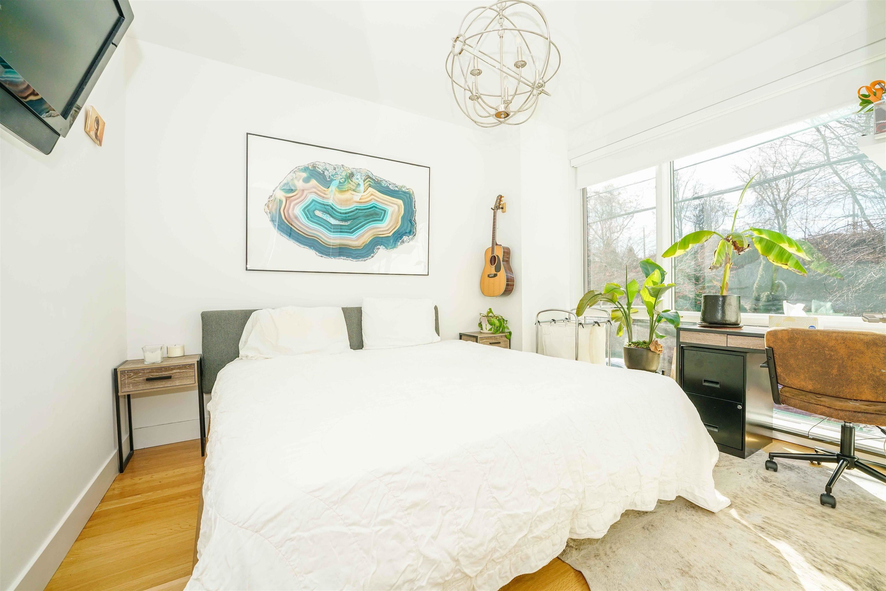 414 1ST ST Unit: 2